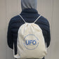 天然棉质抽绳背包，带有 UFO 品牌设计 #30350